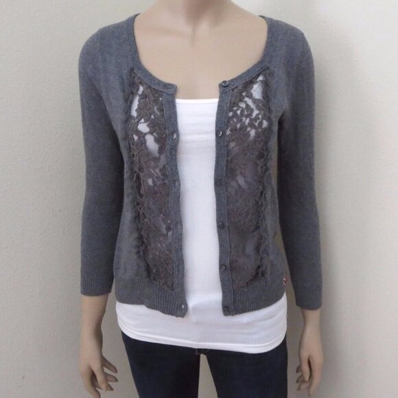 NEW Hollister Women Floral Lace Cardigan Size Small Gray Top Blouse Shirt - Picture 1 of 7